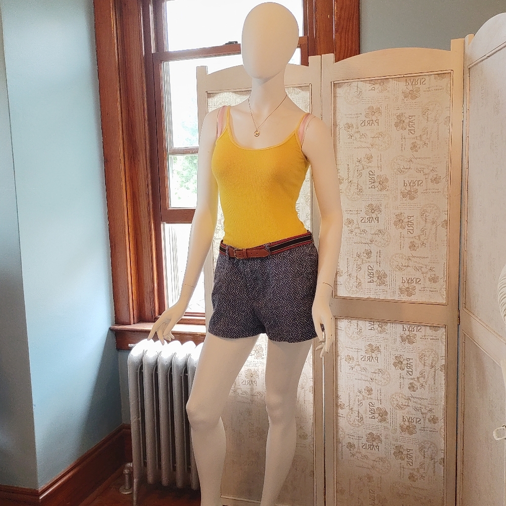 NWOT Gap Summer Shorts Sz. 6